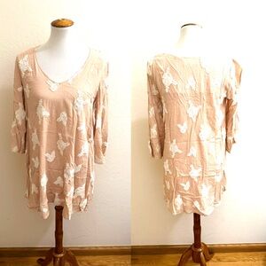 Pink and White Floral Tunic Top